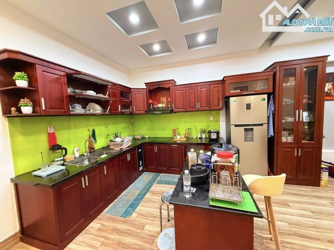 BÁN NHÀ 2 TẦNG MỚI MẶT TIỀN - HUỲNH NGỌC HUỆ, P. AN KHÊ, TP. ĐÀ NẴNG. GIÁ 11.5 TỶ