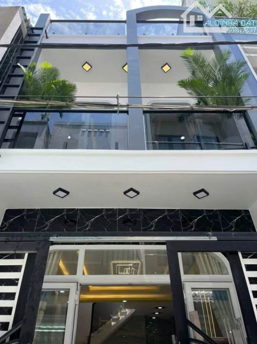 NHÀ ĐẸP-HẺM SẠCH CẦN BÁN GẤP TẠI ÂU DƯƠNG LÂN, QUẬN 8. SỔ HOÀN CÔNG ĐỦ CHỈ 4 TỶ 220/70m2!!