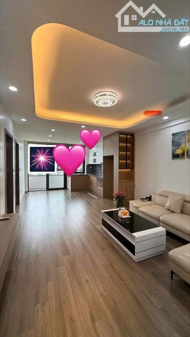 Bán chung cư khu đô thị thành phố giao lưu 2 phòng ngủ, chỉ 4 tỷ