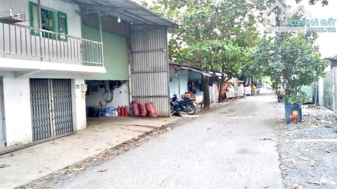 BÁN NHÀ XƯỞNG DT 300m² - NGAY VÒNG XOAY AN LẠC – TRẦN ĐẠI NGHĨA - XE TẢI RA VÀO - NGANG LỚ