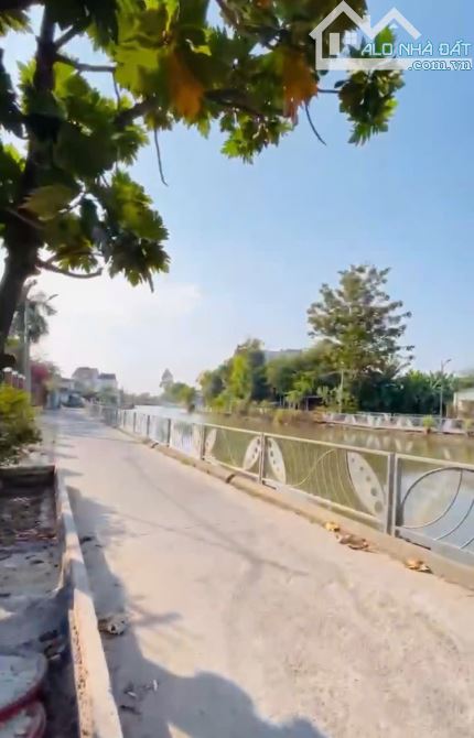 (8821) NGỘP. HÀNG KÍN. 671 m², có 20 nhà trọ. Tp.HCM