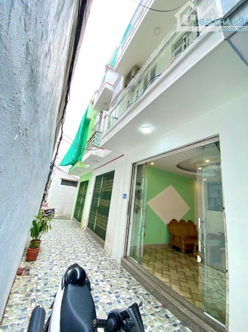 Bán nhà 3 tầng ngõ đường Trần Thái Tông thông đường Bái phố Nam Định giá 1 tỷ 920 triệu