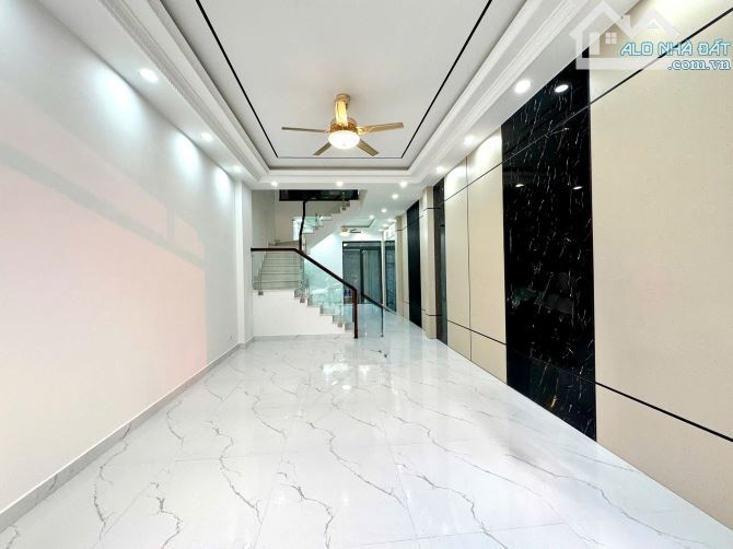 Rẻ nhất tdc Hồ Sen. 60m x 4 tầng chỉ hơn 6 ty, quá ngon để xuống tiền