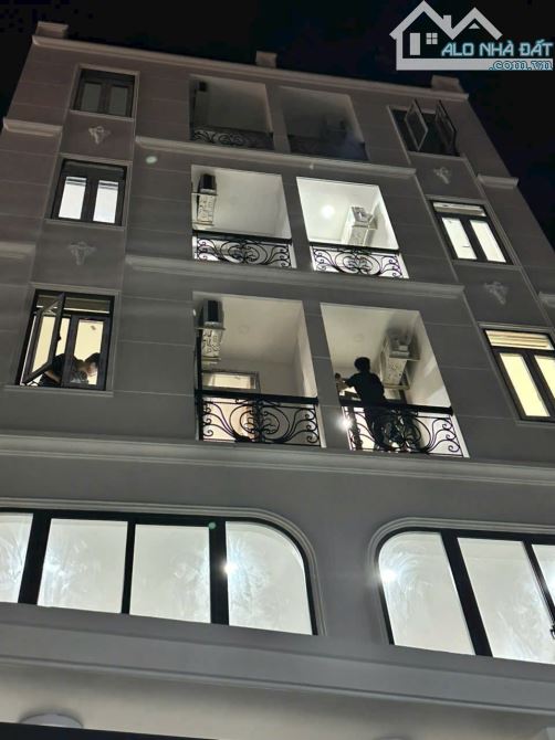 Tòa CHDV ĐƯỜNG VÕ VĂN KIỆT. P14 Q8. Hợp đồng thuê 155 triệu/tháng. GIÁ 26 tỷ