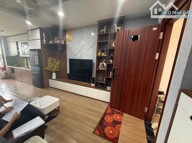THÔN BẦU - KIM CHUNG- CHÍNH CHỦ GỬI BÁN CHUNG CƯ 60M2 - NHỈNH 2 TỶ