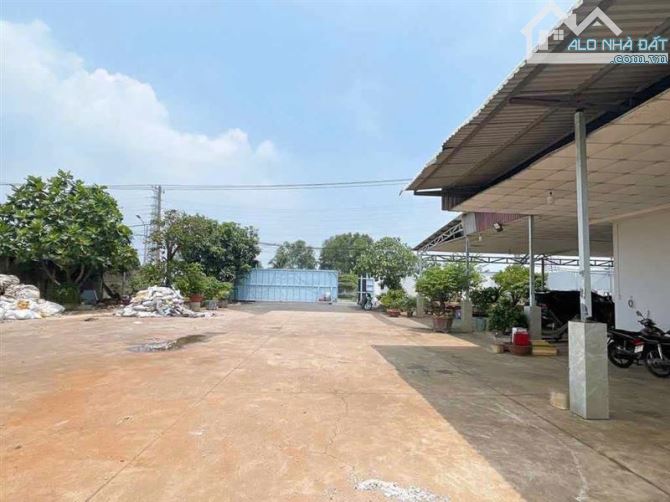 NHÀ XƯỞNG MẶT TIỀN HOCMON – GẦN 6.000M² – CONTAINER RA VÀO – GIÁ 35 TỶ