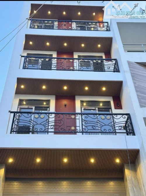 THU NHẬP KHỦNG - CHDV 110m2 ĐƯỜNG ĐÀO DUY ANH, PHÚ NHUẬN. GIÁ 6,8Tỷ. Dòng tiền ~ 1Tỷ/năm