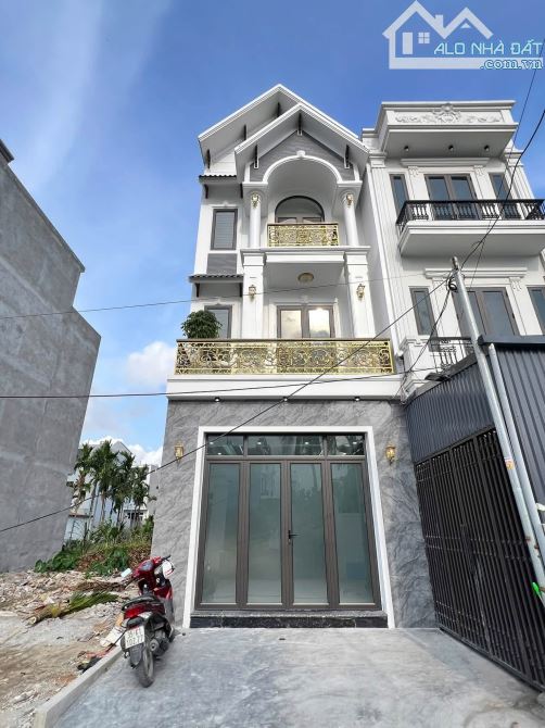 CHỦ CẦN BÁN GẤP NHÀ HUỲNH VĂN BÁNH, PHÚ NHUẬN-GIÁ:4.88TỶ/80M2.Sổ Sẵn.
