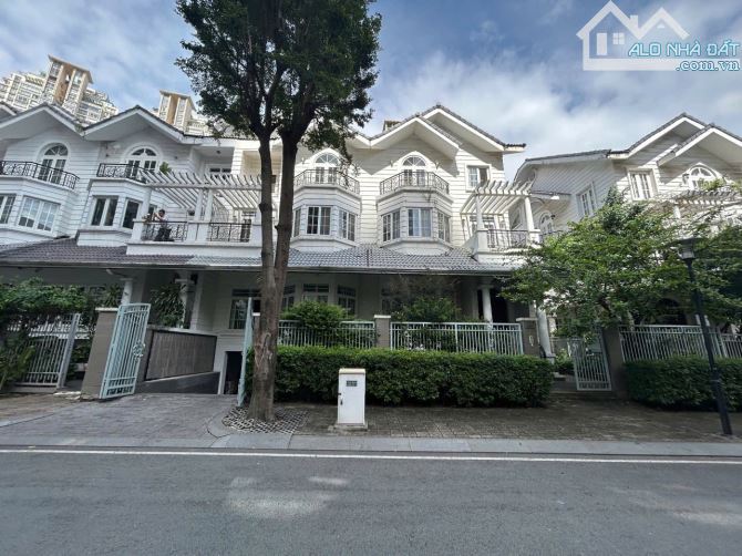 SIÊU BIỆT THỰ SAIGON PEARL – KHU COMPOUND ĐẲNG CẤP VEN SÔNG – GIÁ CHỈ NHỈNH 250 TỶ