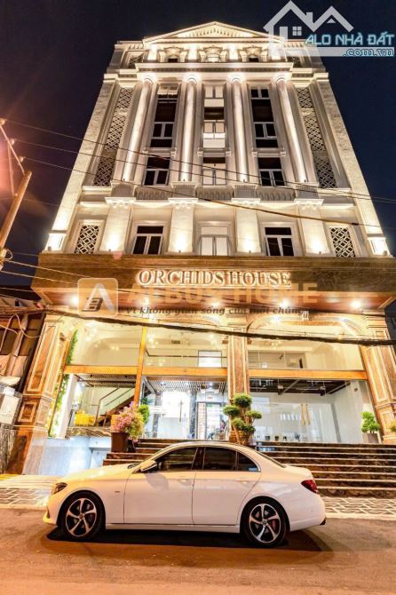 TÒA NHÀ VĂN PHÒNG 8 TẦNG – KHU DÂN CƯ TÂN QUY, QUẬN 7 | DÒNG TIỀN 700 TRIỆU/THÁNG