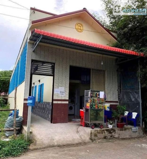 Bán gấp dãy trọ 10 phòng ngay KCN Trảng Bàng (DT5x40m) giá 980tr sổ hồng riêng
