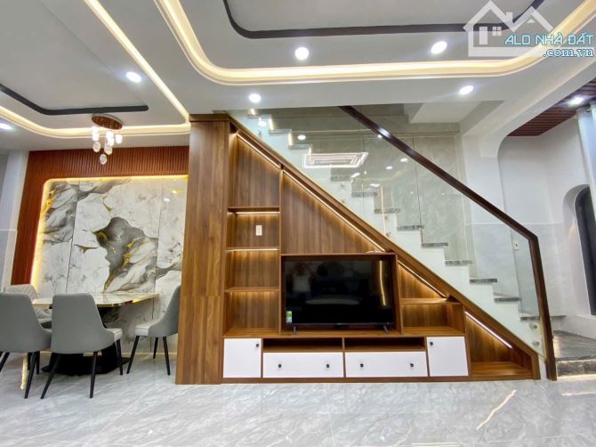 Chỉ 7.680 tỷ - HXH 5M 373 Lý Thường Kiệt - 2 Tầng Mới Đẹp 100% [4.2x12.5]m - Full nội thất