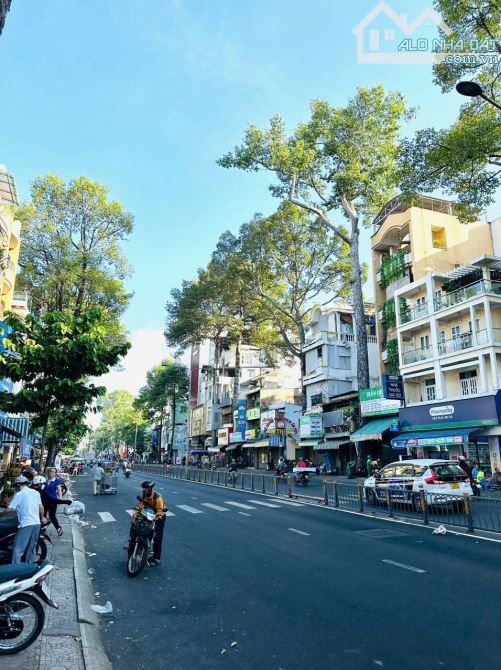 Mặt Tiền Trung Tâm Quận 5 – Ngang Lớn 8,2m – Đầu Tư Sinh Lời