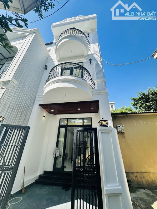 🔥🏡 NHÀ 3 TẦNG TÂN CỔ ĐIỂN HÙNG VƯƠNG – TRUNG TÂM TP HUẾ – CHỈ 2,9XX TỶ ✨ 📍 Kiệt 246 Hùn