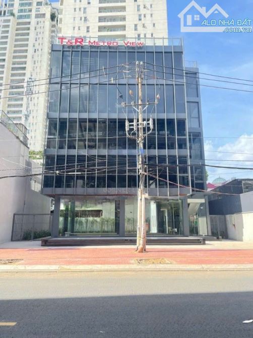 Bán Tòa Nhà Văn Phòng- Nhà Ga Metro Thảo Điền- 20x25m- 5 Tầng- DHT800tr/Th- Giá 150 tỷ