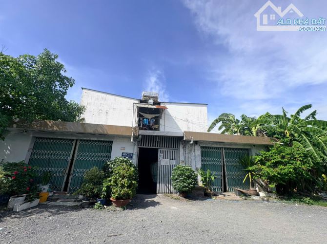 Dãy Trọ 45 phòng, Diện tích 800m2 thổ cư, Nhà Bè, Giá 18 tỷ