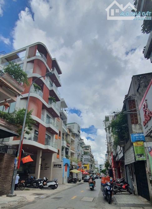 Quận 1 - Mặt tiền Thạch Thị Thanh 5 tầng, dòng tiền 50 triệu/tháng. Giá 25 tỷ.