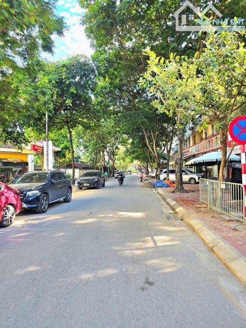BÁN NHÀ NGÕ 58 NGUYỄN KHÁNH TOÀN, 36m 6T, MT 4m, THANG MÁY, NGÕ THÔNG, FULL NT, GIÁ 10 TỶ