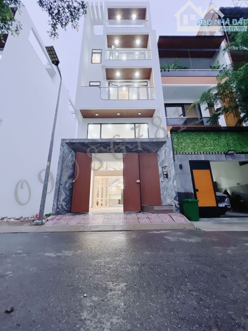 Mùa nhà giá tốt Chú hạ giá cho căn nhà 5 tầng 5x16 Mt 8m