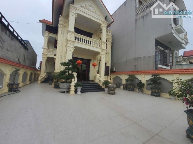 Bán biệt thự Kiến Thuỵ - Sông đa độ - 300m - xây 2 tầng giá bán 11,2 tỷ