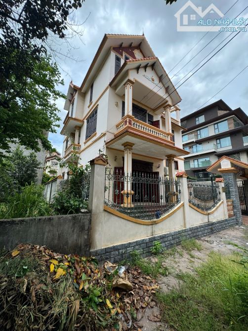 Biệt thự Lê Hồng Phong - Hồ Đông 250m² chỉ 20 tỷ, cơ hội hiếm trên thị trường