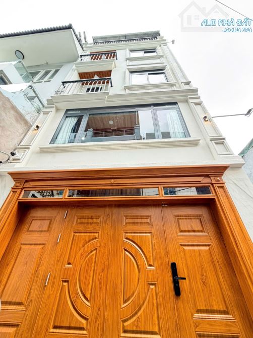 Bán Nhà Hẻm Hoàng Sa Q3 - Có 9 Phòng CHDV VIP - 5 Tầng (5x13m) - 16,2 Tỷ còn TL