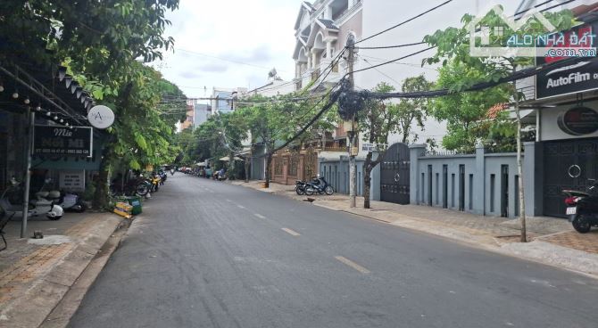 Bán nhà Mt đường số 79 p.tân quy quận 7 giá 20 tỷ