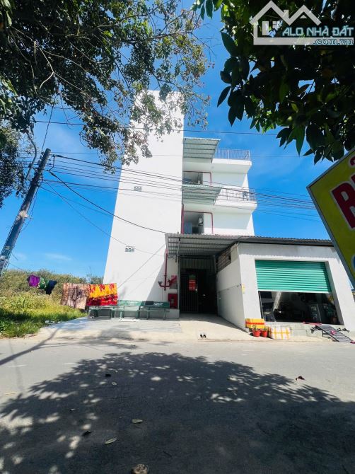 Hòa Lợi ( BD cũ) Bán CHDV 51 phòng DT 1.065m2 gần DT 741, ĐHQT Miền Đông giá 20,5 tỷ