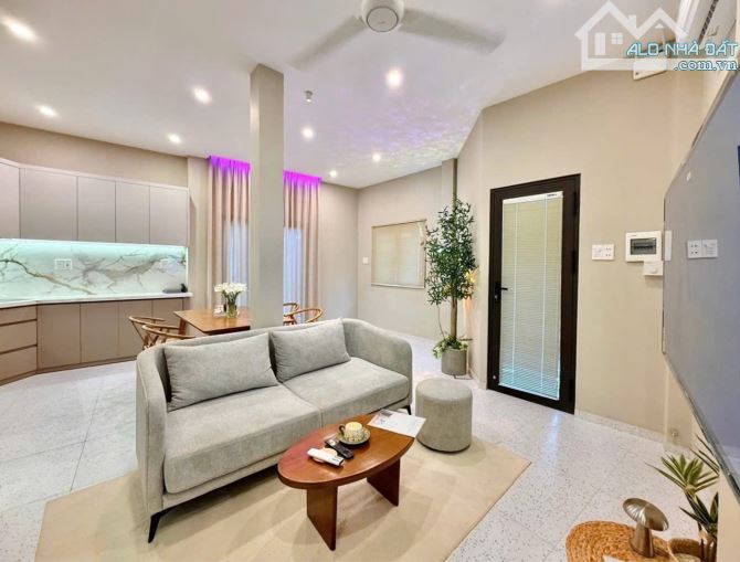 QUẬN 1 - NGUYỄN BỈNH KHIÊM - HẺM 6M KINH DOANH - 5 TẦNG ĐÚC - DT64M2 (4x16) - NHỈNH 22TỶ
