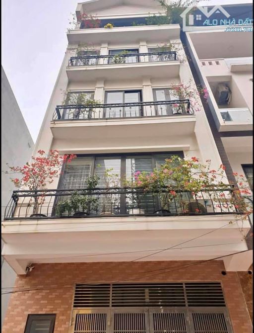 Bán Liền Kề BEMES CẦU BƯƠU Thanh Trì 62m2 6 Tầng Mặt tiền 3.9m 13 Tỷ Ô tô tránh Thang Máy