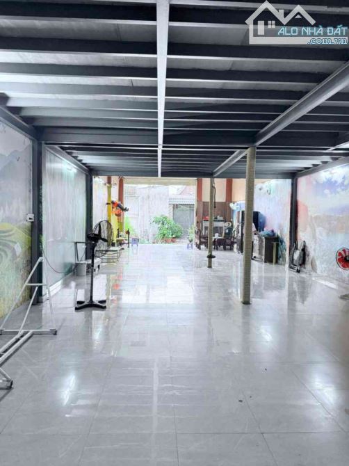 CHỈ HƠN 5 TỶ TL - KHO XƯỞNG NHỎ 183M² - XE TẢI ĐẬU CỬA - GẦN ĐẶNG THÚC VỊNH!