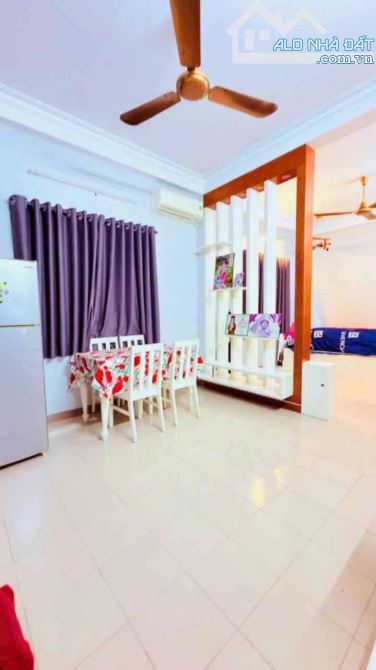 HẺM XE HƠI - SÁT MẶT TIỀN - ĐƯỜNG VÕ VĂN TẦN QUẬN 3 - DT82M2 - 4TẦNG - 4PN - CHỈ 18Tỷ850