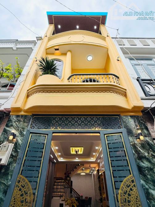 Chính Chủ Cần Bán Nhanh Nhà Trần Đình Xu,P.Cầu Ông Lãnh,Quận 1.Giá 6tỷ890/73,6m.Sổ Sẵn.