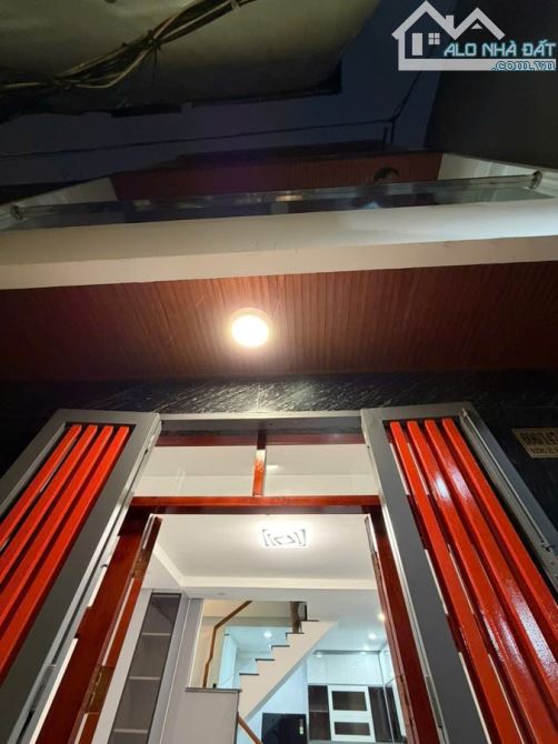 🏡NHÀ 3 TẦNG MỚI TINH ĐƯỜNG BA THÁNG HAI – TRUNG TÂM QUẬN 10 – NGANG HƠN 4M – TẶNG FULL NỘ