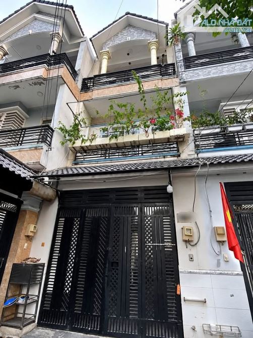 NHÀ 3 TẦNG BTCT NGUYỄN TRÃI, QUẬN 5 - SẴN THUÊ 23 TRIỆU GẦN CHỢ BẦU SEN. GIÁ 5.22TỶ/60,2M2