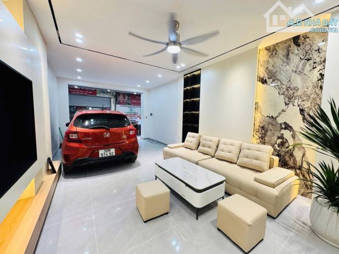 Trung Kính - Cầu Giấy 52m2 x 7 tầng , mt4.3m- nhà xây mới thang máy, gara ô tô,Giá 16.8 tỷ