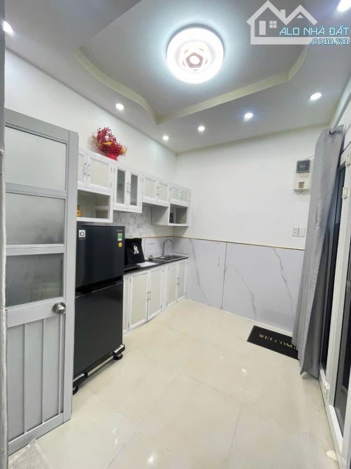 QUẬN 1 - NHÀ MỚI KENG - NGANG 5M –1 TRỆT, 1 LẦU , 1PN 1PK, bếp 2WC. Chỉ 2Tỷ9