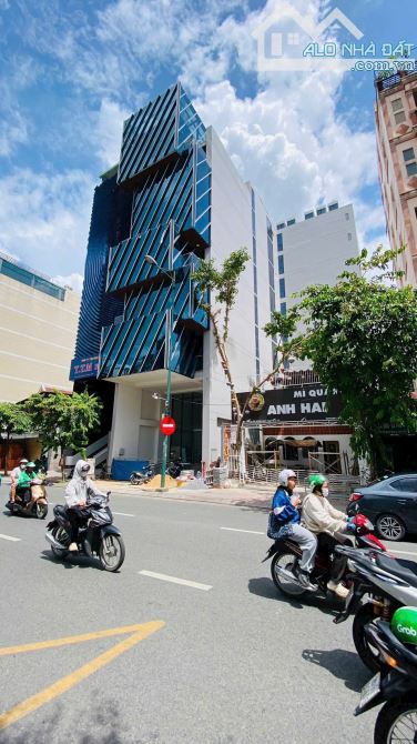 Bán Tòa Nhà Mặt Tiền 130B-132 Bạch Đằng, P.1, Quận Tân Bình | Hầm + 8 Tầng | Nhà Trống