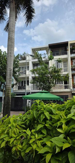 CHÍNH CHỦ ĐĂNG BÁN, NHÀ MỚI 4TẦNG, CÔNG VIÊN TRƯỚC NHÀ, ĐƯỜNG NHỰA 10M – 14 tỷ 900