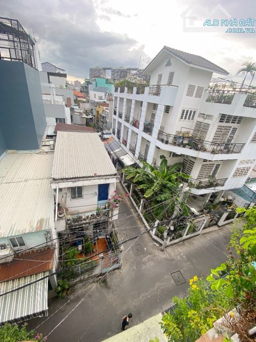 🏠âu dương lân ,quận 8, hẻm ô tô,5 tầng,4mx13m,nhỉnh 8,x tỷ
