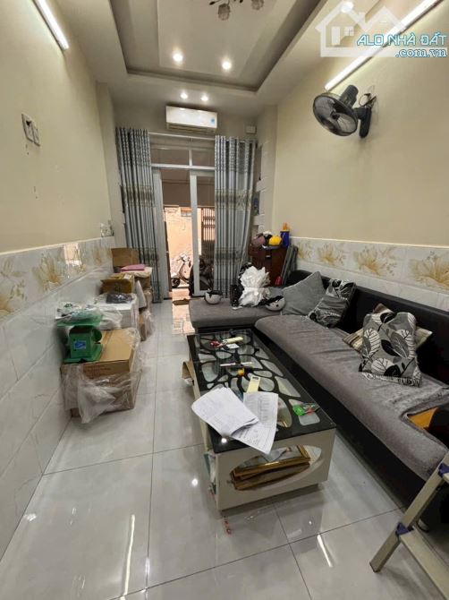 Bán nhà 3 lầu hẻm Bùi Thị Xuân Quận 1 giá chỉ nhỉnh 8 tỷ