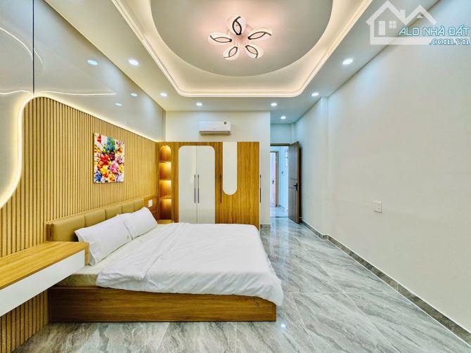 Nhà đẹp sang trọng Nguyễn Minh Hoàng - HĐT 40tr/th - 18 tỷ