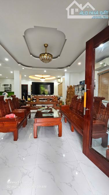 BÁN GẤP BIỆT THỰ SONG LẬP KĐT LONG VIỆT - 3 MẶT THOÁNG - TRỤC VÕ VĂN KIỆT