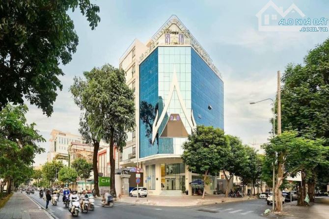 Khan hiếm - Vị trí góc 2 mặt tiền Nguyễn Trãi - Nguyễn Cảnh Chân, dt: 15x30m 2 hầm 10 tầng