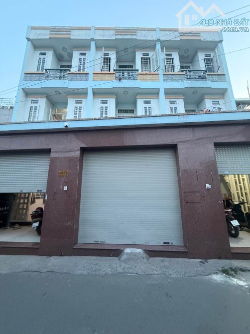 Bán nhà khai thác cho thuê có dòng tiền, hẻm xe hơi Phan Văn Hớn - hơn 500m2 - 45 tỷ TL