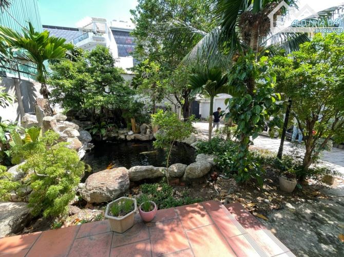 Biệt thự vườn ven sông Sài gòn - Hiệp Bình Chánh, Thủ Đức - 420m2, 3 tầng, 4PN - 36 Tỷ