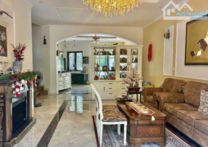 🏡 Căn góc biệt thự 2 mặt tiền The Manor – Giá tốt hơn sau khi giảm 2 tỷ.