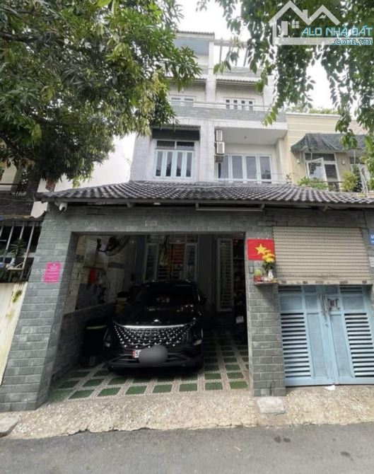 NHÀ NGANG KHỦNG 6,2M NGAY CHỢ BẾN THÀNH - LÊ THÁNH TÔN, QUẬN 1. GIÁ 6.88TỶ/90M2 - 6PN 5WC