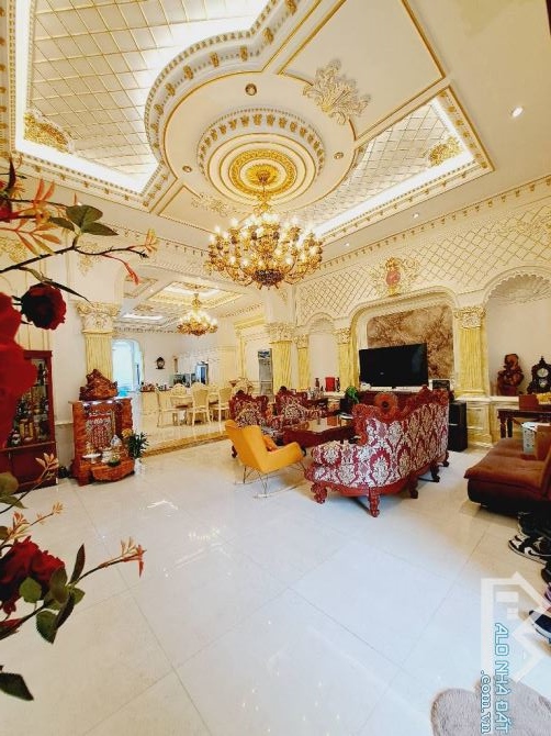 🏡 BIỆT THỰ SIÊU PHẨM BÀNH VĂN TRÂN – 325m² – 5 TẦNG – CHỈ 66 TỶ