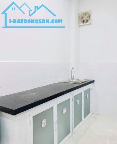 Bán nhà HXH Hoàng Hoa Thám, Phường 5 Bình Thạnh giá, 22m2 (2.7x8) giá 2.75 tỷ TL